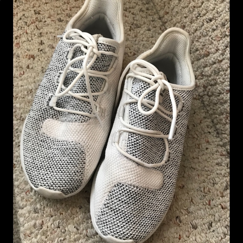 Adidas tubular Shoes